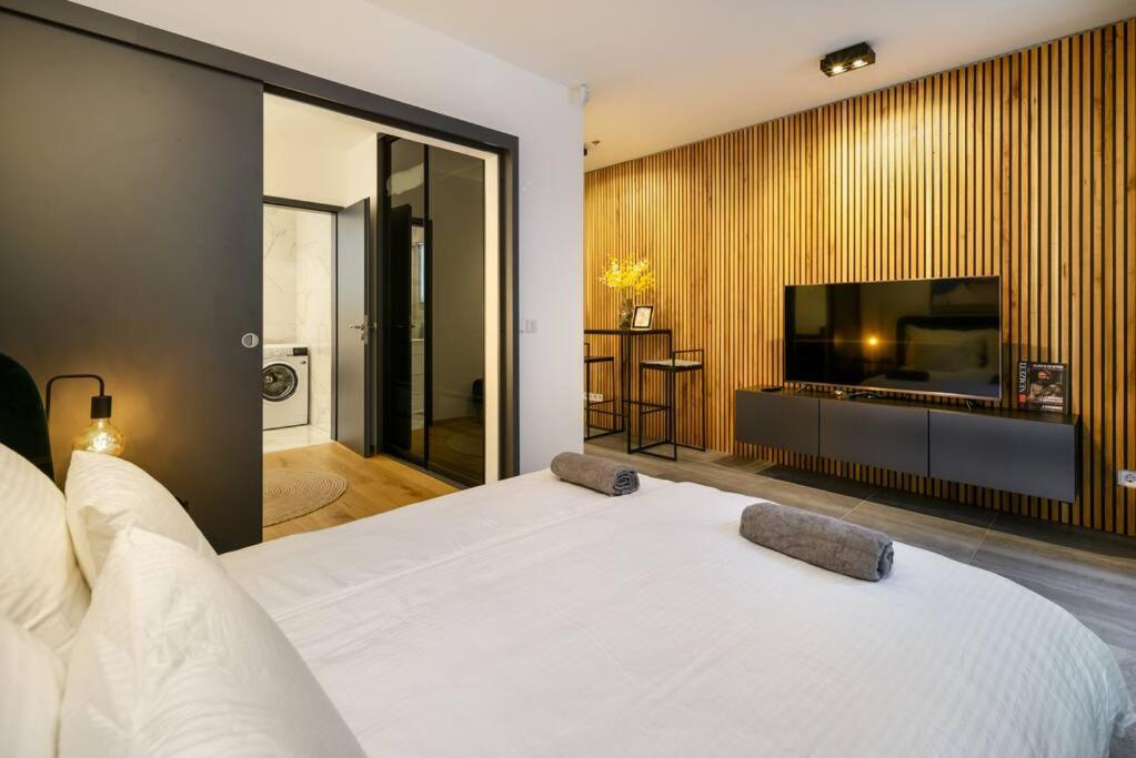 2Budapest Eye-Freegym And Sauna Luxury Home Esterno foto